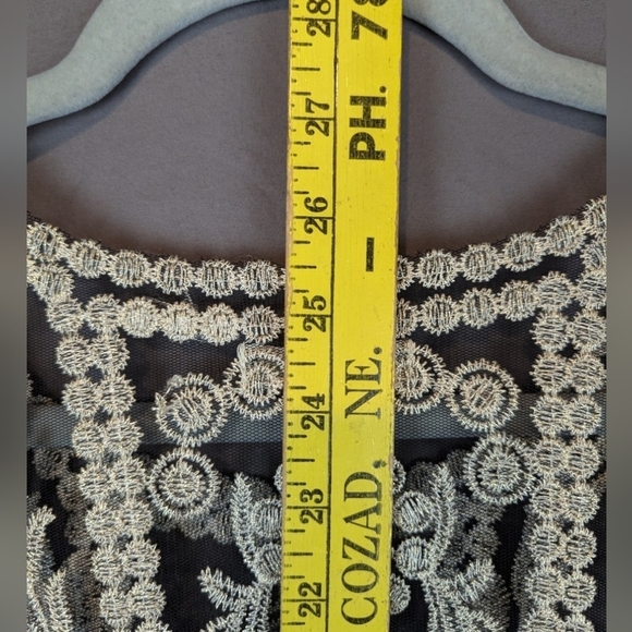 Cato's medium sheer and brocade blouse 3/4 sleeves - Picture 11 of 11